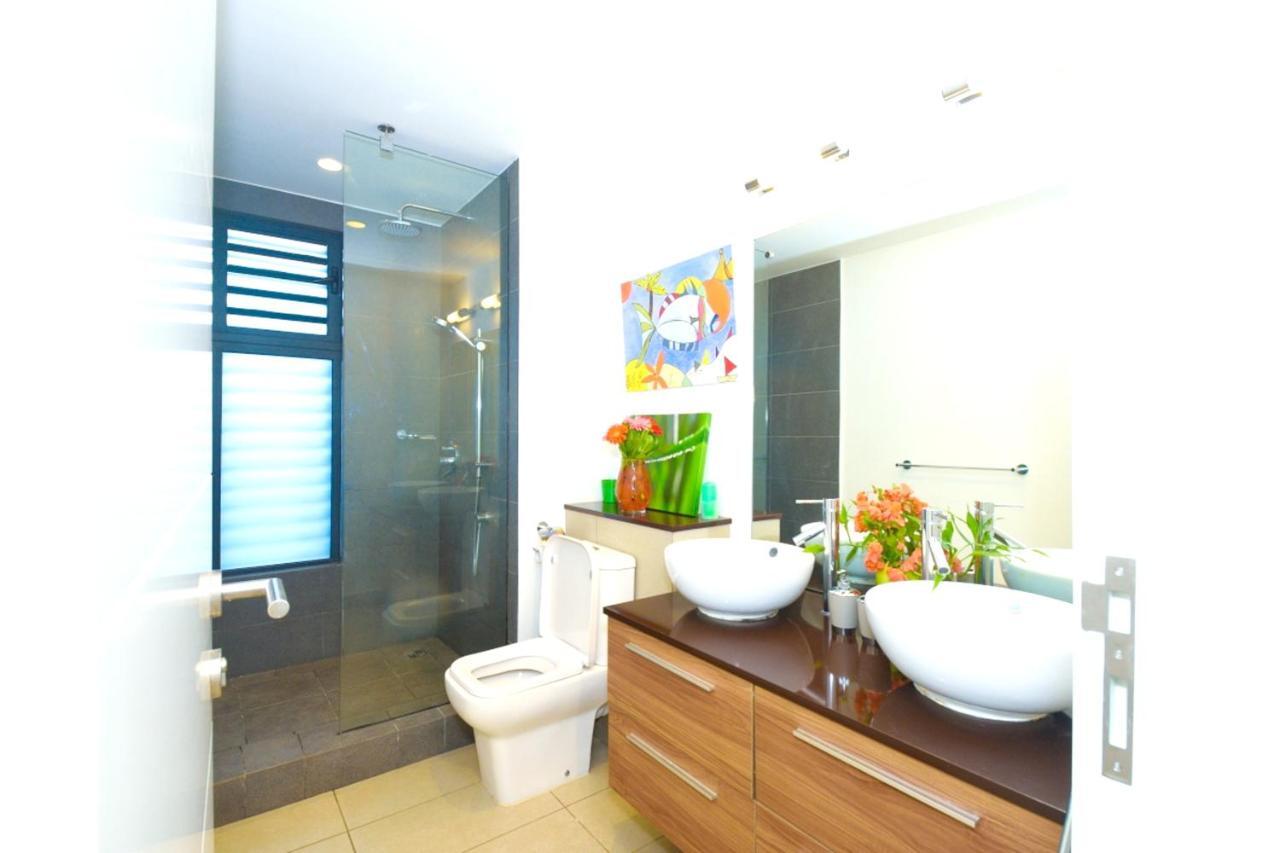 Apartment With 3 Bedrooms In Roches Noires, With Wonderful Sea View, Shared Pool, Terrace Riviere du Rempart Екстер'єр фото